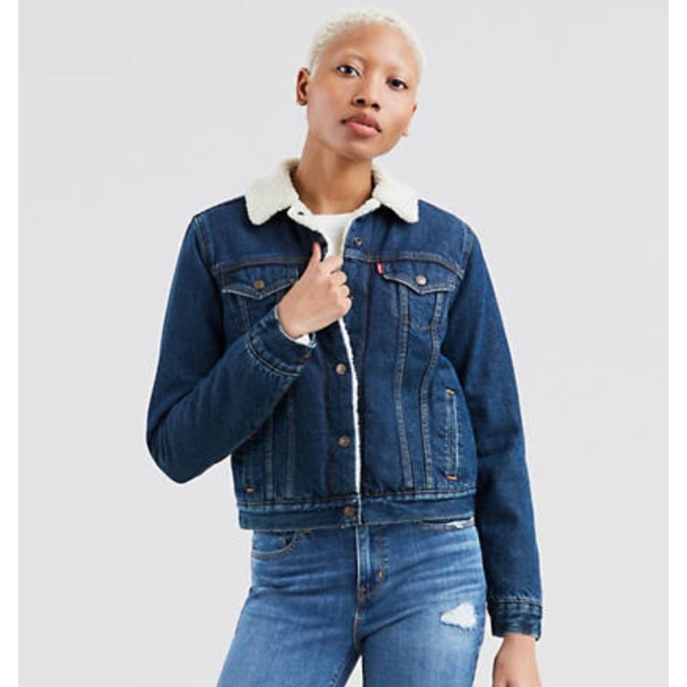 NWT Levi’s Orginal Sherpa Trucker Jacket